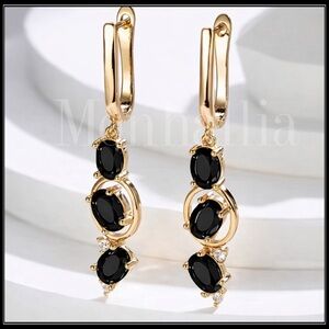 NEW GOLD TIERED ORB ONYX DROP EARRINGS